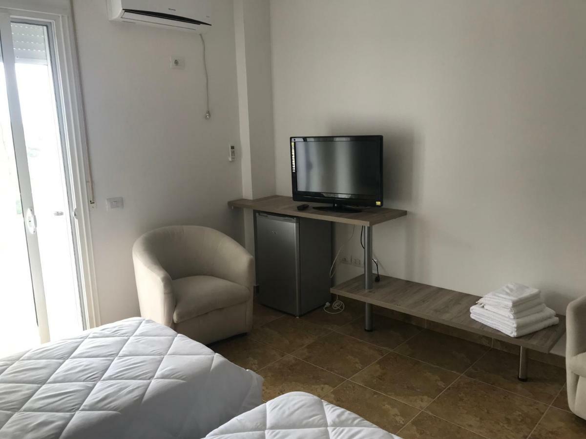 Residence David Влёра Экстерьер фото